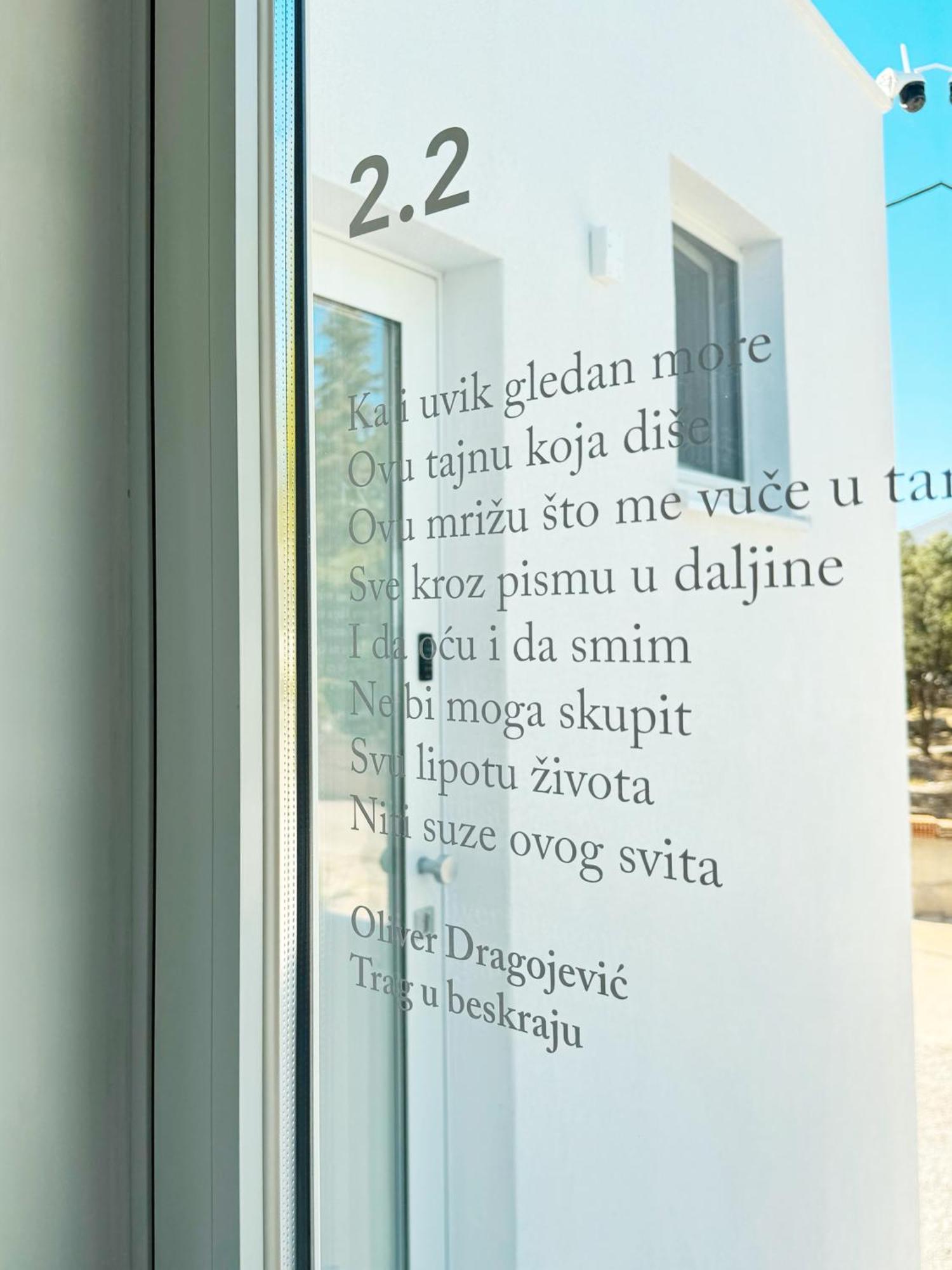 Sol Melba Boutique Studios - Maslinica Exterior photo